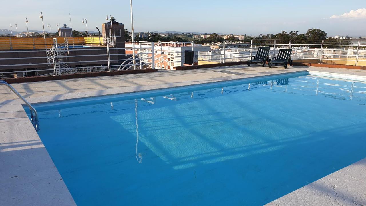Apart Lisbon Pool Metro Garage ภายนอก รูปภาพ